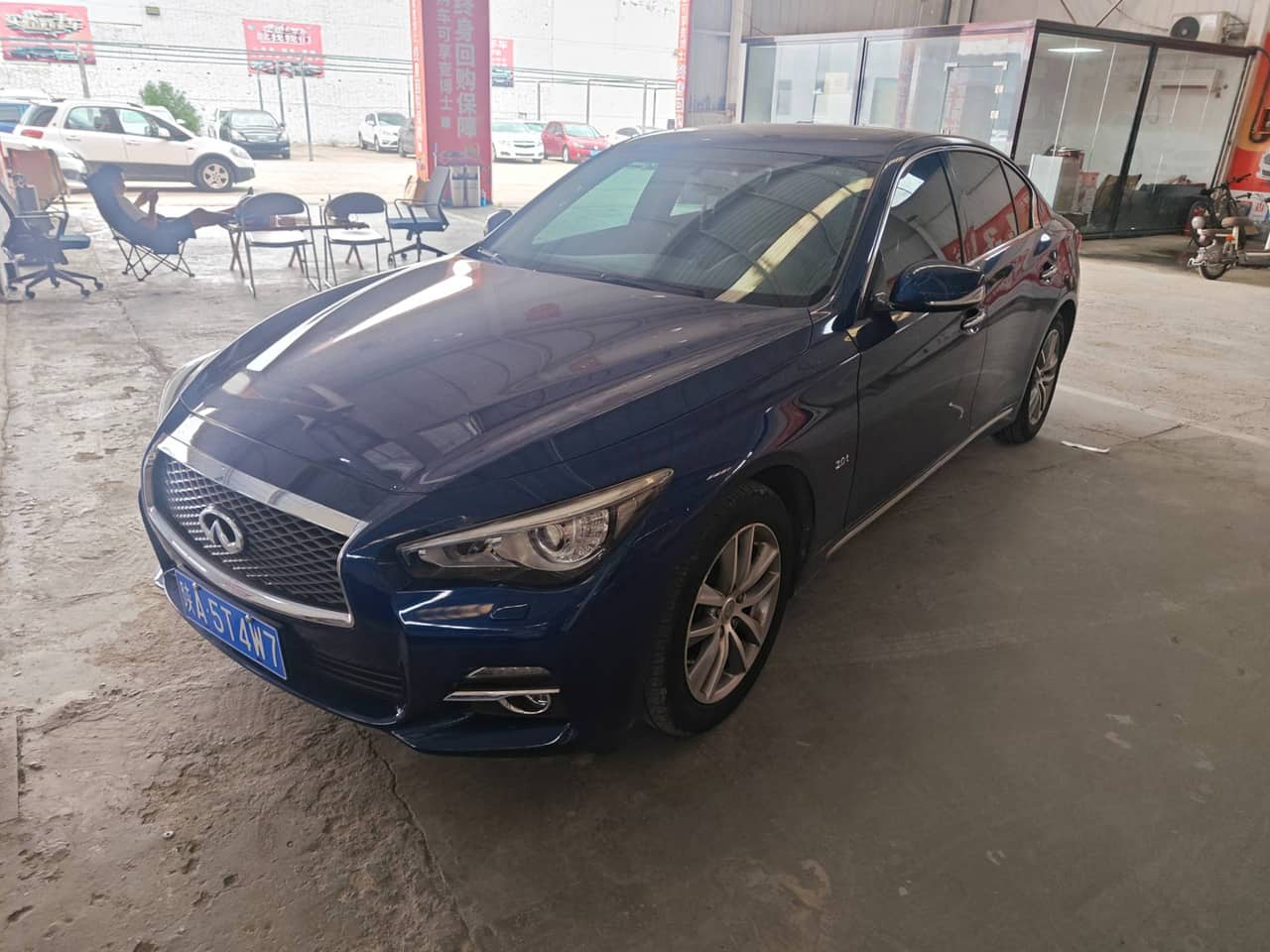 Infiniti vehicle