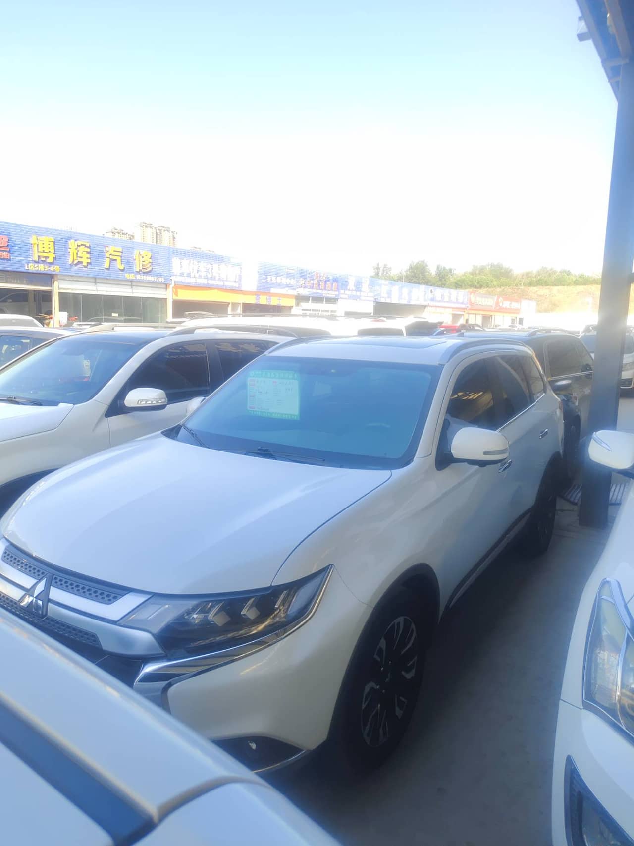 2019 Mitsubishi Outlander; curated vehicle image
