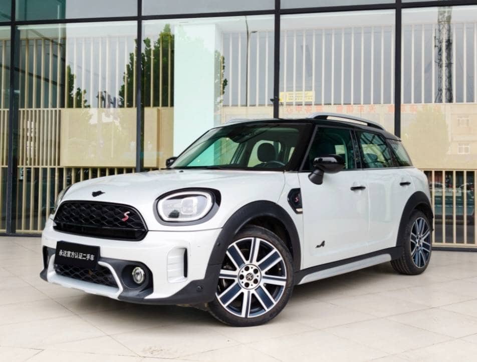 2022 MINI MINI COUNTRYMAN; curated vehicle image