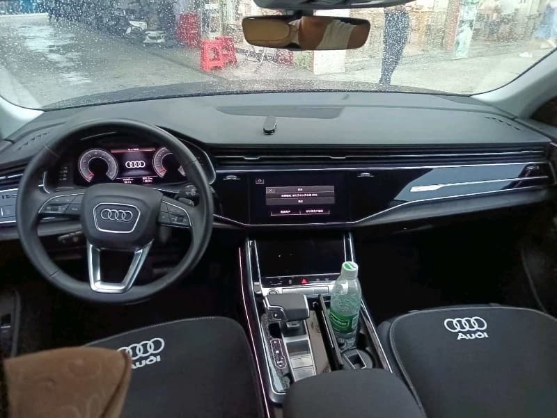 Audi Q8 – 2022款 45 TFSI Luxury Dynamic Edition photo 4