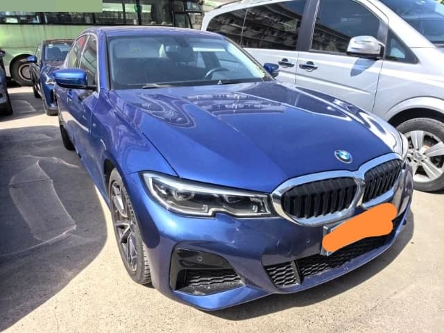 2022 BMW 320Li M Sport Package (Facelift) photo 2