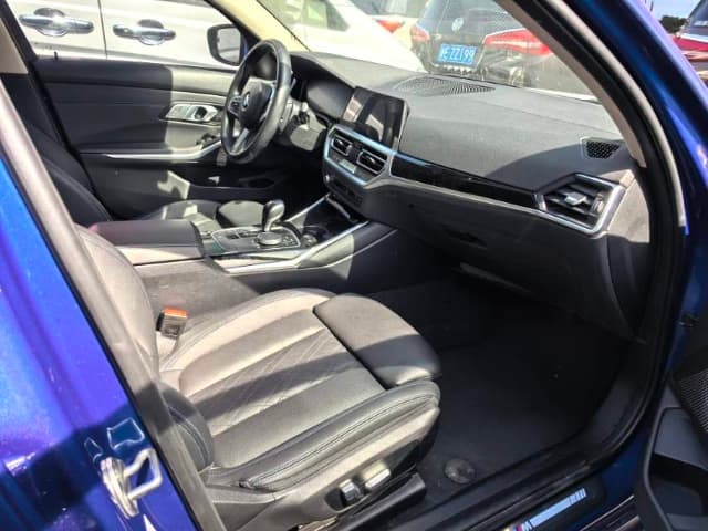 2022 BMW 320Li M Sport Package (Facelift) photo 8