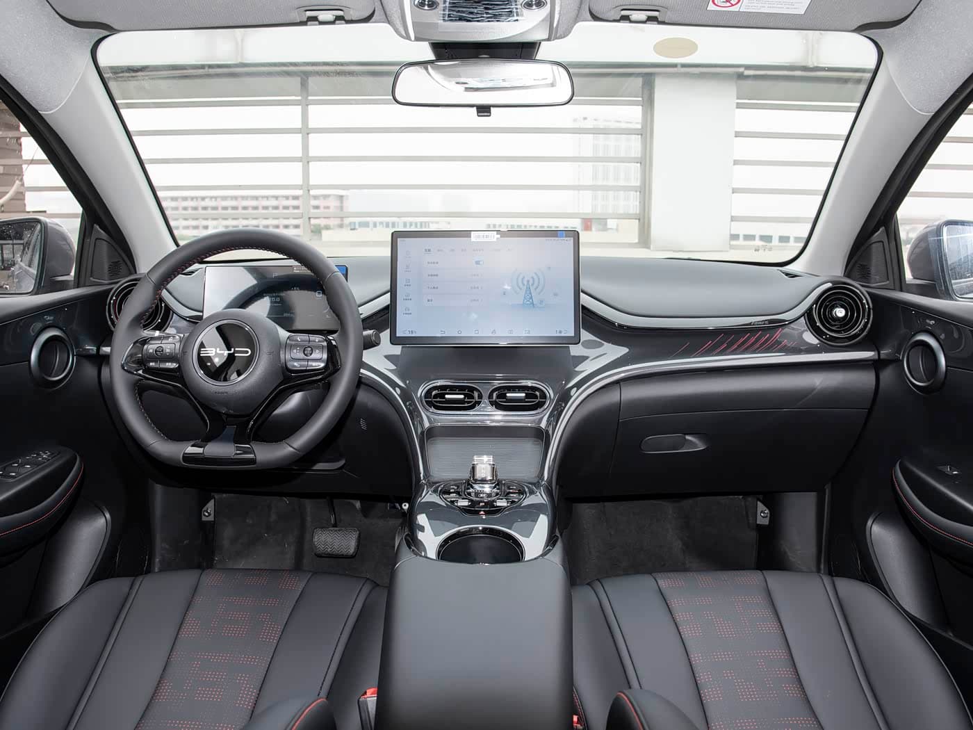 BYD E2 - Luxury Edition Range: 405 km • Battery EV photo 2