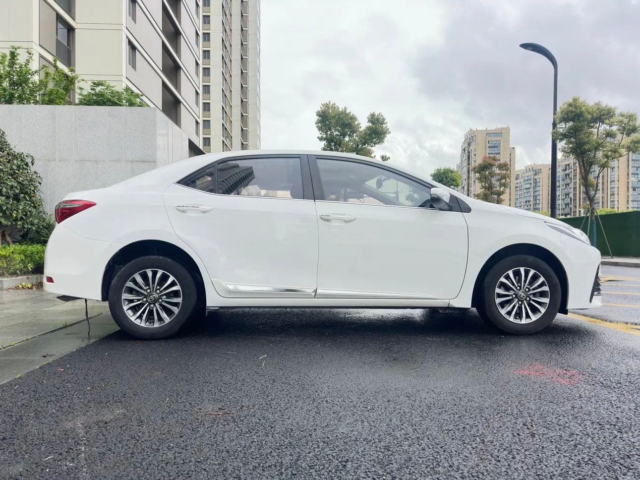 Toyota Corolla – 2017款 Facelift 1.2T S-CVT GL-i (China V / National V emission standard) photo 15