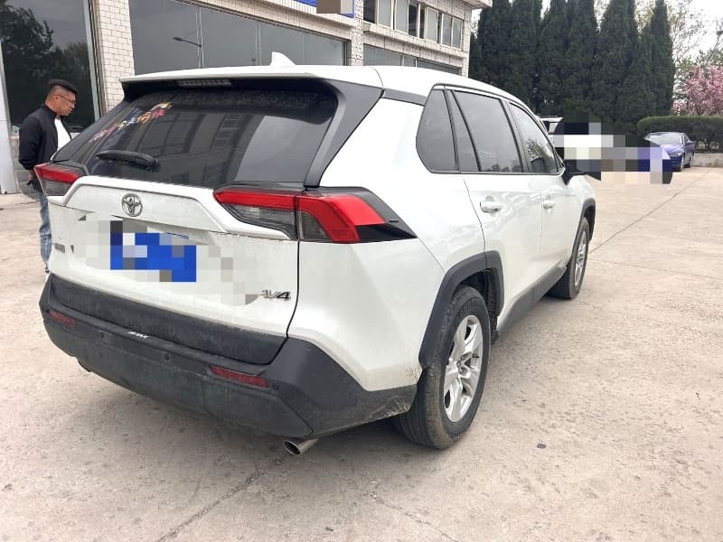 Toyota RAV4 – 2021款 2WD Urban Edition photo 3