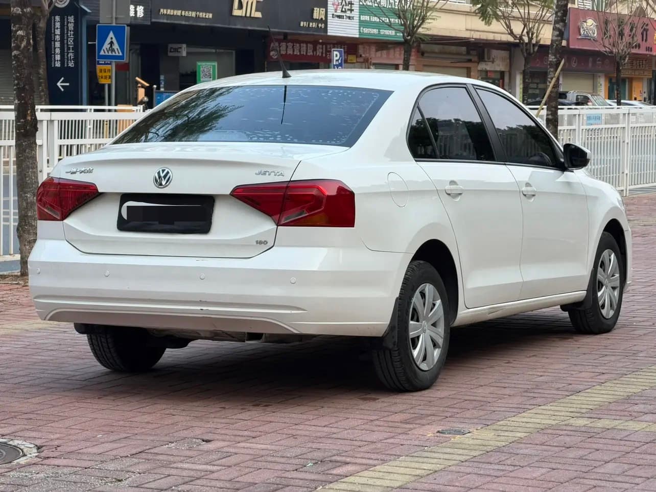 Volkswagen Jetta – 2017款 1.5L Automatic Fashion Edition photo 12
