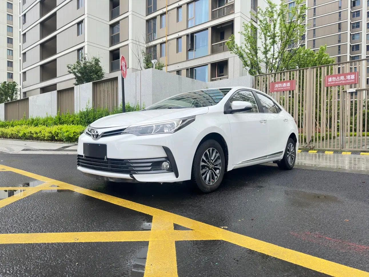 Toyota Corolla – 2017款 Facelift 1.2T S-CVT GL-i (China V / National V emission standard); curated vehicle image