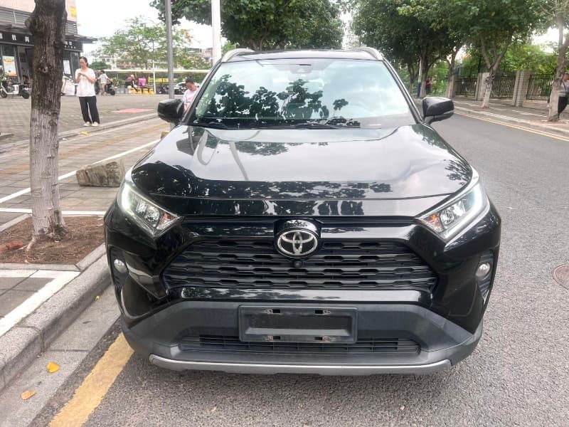 Toyota RAV4 – 2020款 2WD Fashion Edition; curated vehicle image